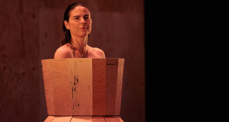 Humeurs de Veuve au Théâtre Aux Écuries | Quand le deuil se mêle aux rôles imposés