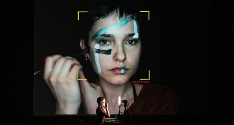 «Une vie intelligente» au Théâtre Duceppe | Un ton moralisateur, malgré les bonnes intentions