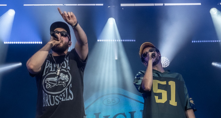 Francos 2025 | Pluie battante, vibrations et rap belge triomphant avec Caballero & JeanJass et Youssef Swatt's